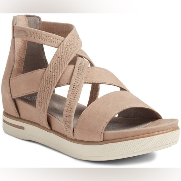 Eileen Fisher Skill Platform Strappy Sandals